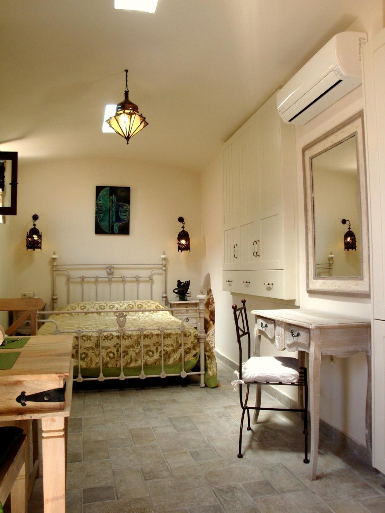 Bright Sun Villas Chalki Town Luaran gambar