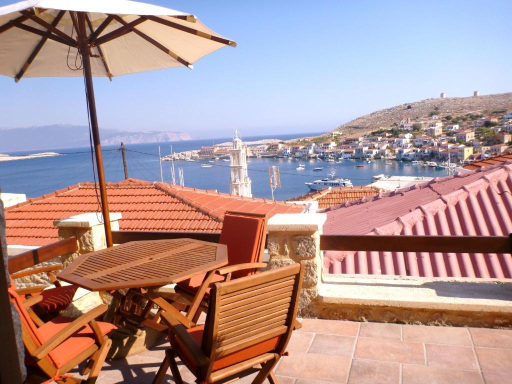 Bright Sun Villas Chalki Town Luaran gambar